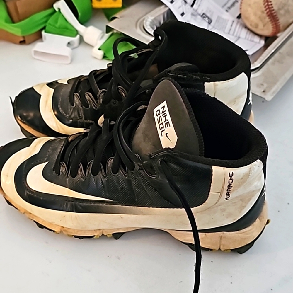 Kids Cleats